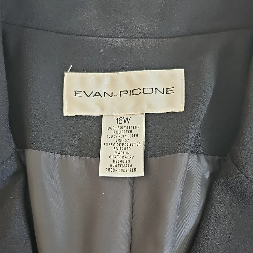 Evan Picone Classic Black Suit Jacket - Picture 9 of 16